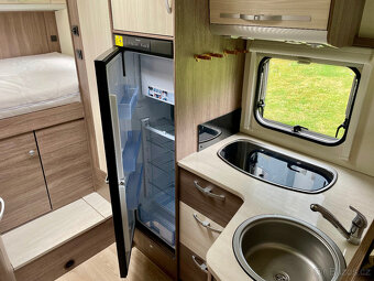 Bürstner Ixeo Time it 710 v naprosto perfektním stavu - 9