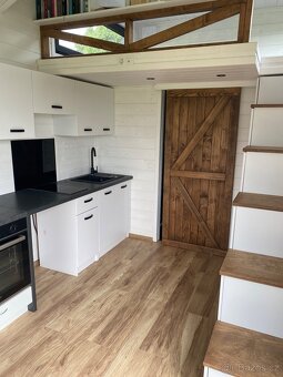 Prodám tiny house 7 x 3 m - 9