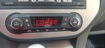 Ford C-MAX, 1.6 74kW, benzín, 2010 - 9