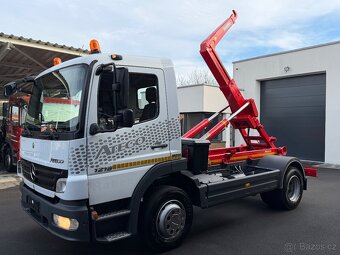 Mercedes Benz Atego 1218 hákový nosič kontejnerů - 9