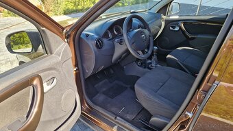 DACIA DUSTER 4x4 1.5 DCI 81KW.NEZÁVISLÉ TOPENÍ.KLIMA.TAŽNÉ. - 9