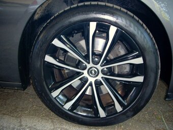 Opel Insignia kombi 2.0L 128kW mod 2022 - 9