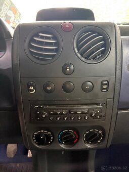 Citroen berlingo 1.4i - 9