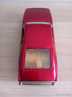Prodám plechový model auta FORD MUSTANG MACH I - 9
