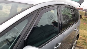 Prodám zachovaly Ford s-max - 9