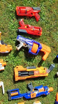 NERF zbraně/pistole - 9