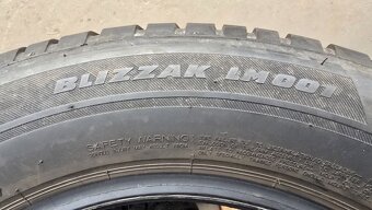 Zimní pneu 215/65/17 Bridgestone - 9