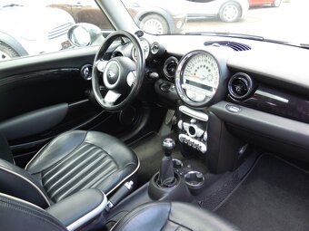 Mini Cooper 1.6D 80kw(109hp) r.v.9/2010 pěkný stav - 9
