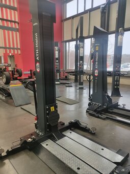 Jednosloupový MOBILNÍ zvedák 3.500 kg/2.500kg ZÁRUKA - 9