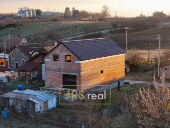 Prodej vinného sklepu s možností přestavby k bydlení, 101 m2 - 9