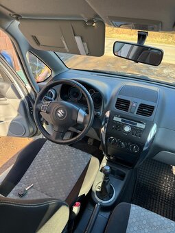 Suzuki SX4 - 9