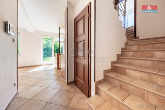 Prodej rodinného domu, 164 m², Jirny, ul. K Lesu - 9