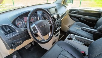 Chrysler Town & Country 3,6 V6 + LPG 7m.Stow'N'Go Limited - 9
