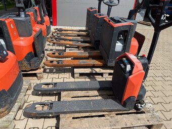16x nzv Toyota + Still - 9