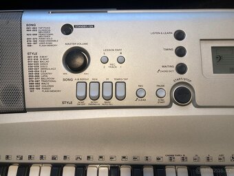 Yamaha Klávesy 🎹: PSR-E313 + Pouzdro na přenášení ZDARMA - 9