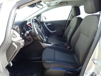 Opel Astra 1.4i,74kW,1majČR,S.kniha,klima,tažné zařízení - 9