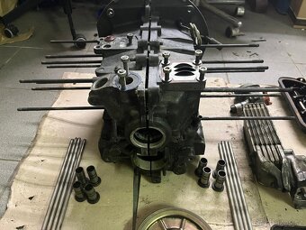 Motor VW brouk/T2 1600 (1,6) - 9