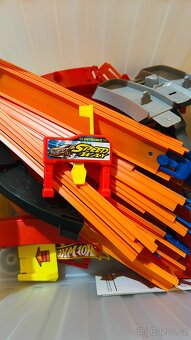 Hot Wheels Super Ultimate Garage King Konk - 9