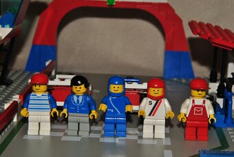 LEGO Classic Town 80te roky - 9