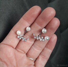 Nové dámské stříbrné náušnice třpytivé s perlickami 925 - 9