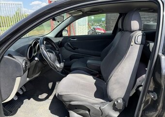 Alfa Romeo 147 1,9 JTD nafta manuál 85 kw - 9