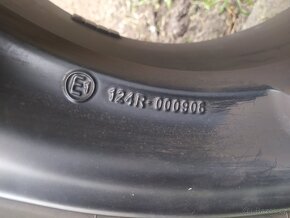 17"Alu kola 5x11,5 ET40 zimní pneumatiky Semperit - 9