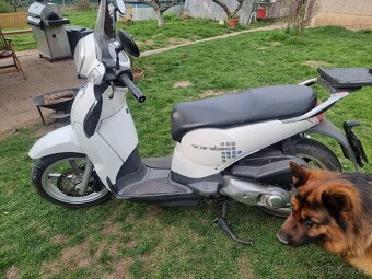Aprilia Scarabeo 200IE Light - 9