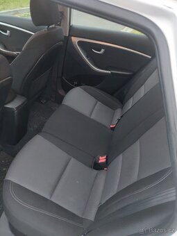 Hyundai i30 kombi 1.6 crdi 1.majitel - 9