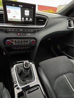 Kia CEE'D GT LINE 1.4T-GDI 103 kw - 9