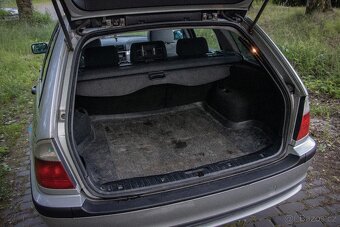 BMW E46 320d nová STK, sada kol k autu - 9