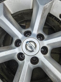 NISSAN NAVARA 2012 - 9