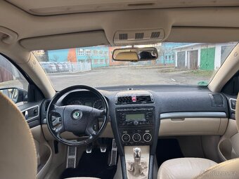 ŠKODA OCTAVIA II 2.0 TDI (2005) - 9
