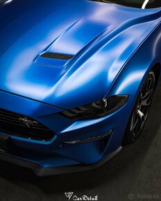 Ford Mustang 2.3 ecoboost – plná výbava - 9