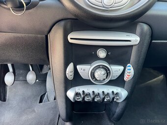 Mini Cooper 1.6 i 88 kw . Výborný stav - 9