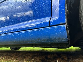 Prodám VOLKSWAGEN GOLF IV V5 - výborný stav, bohatá výbava - 9