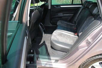 Škoda SUPERB combi 2.0TDi 125kW - 4x4 - tažné - 9