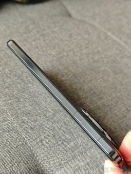 Honor Magic 7 Pro 12/512gb perfektni stav, zaruka - 9