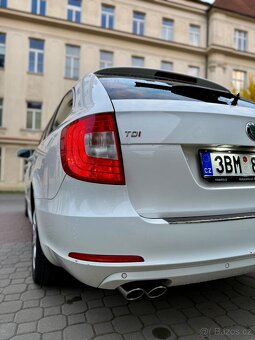 ŠKODA SUPERB II 2.0 TDI ELEGANCE COMBI - 9