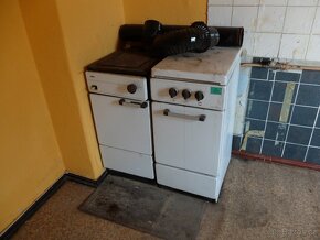 Litinová kamna Foron 4,4 kw + další 3,7 a 4,6 kw - 9