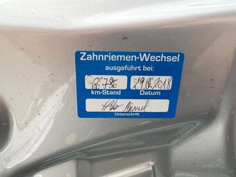 RENAULT SCENIC 1.6i 81KW 1.Maji Navi 81000km 2xkola TAŽNÉ - 9