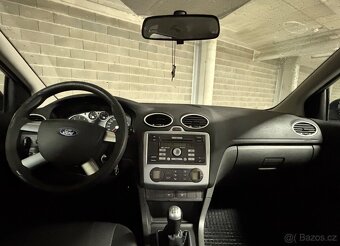 FORD FOCUS 1.6 KOMBI NOVÁ STK - 9