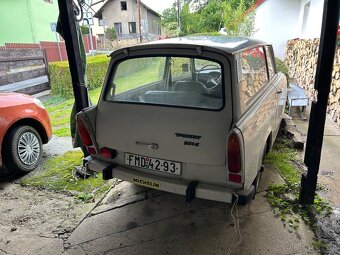 Trabant 601 combi - 9