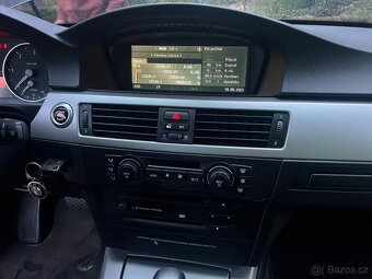 BMW e90 320d M47 120kw automat Navi Engel eyes - 9