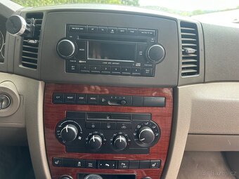 Jeep Grand Cherokee 5.7 HEMI - 9