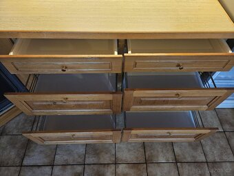 Masivní kuchyňská linka z Německa se spotřebiči - 9