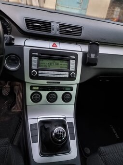 Volkswagen Passat, 2.0 TDI 125 kW - 9