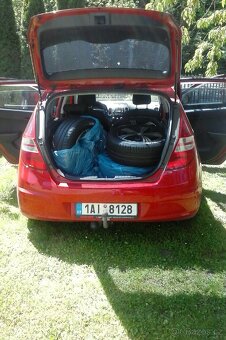 Prodam Hyundai i30 1,4 benzin za 59tis. STK DUBEN 2027 - 9