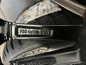 HYUNDAI BAYON 6,5Jx17 4x100 ET49 pneu 205/55/17 - 9