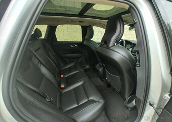 Volvo XC60 T5 AWD Panorama - 9