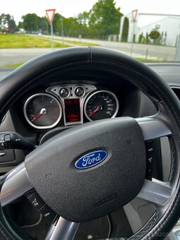 Ford Focus 2.0 TDCI 2009 rok - 9